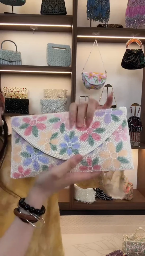 织物Fjss-666百格汇手工串珠包