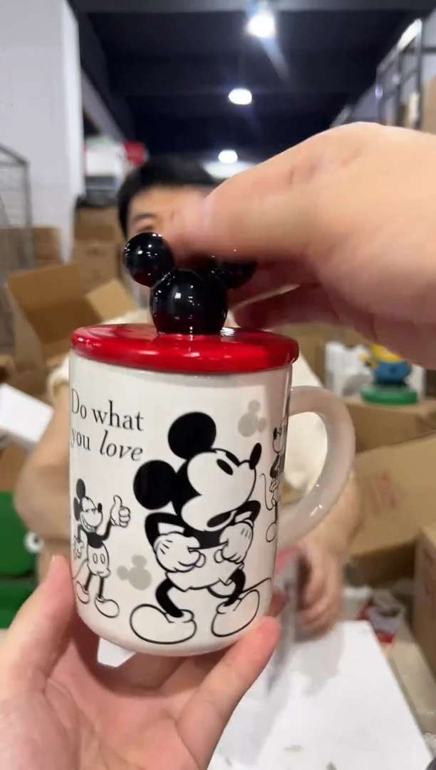 瓷片原盒米奇手稿带盖杯