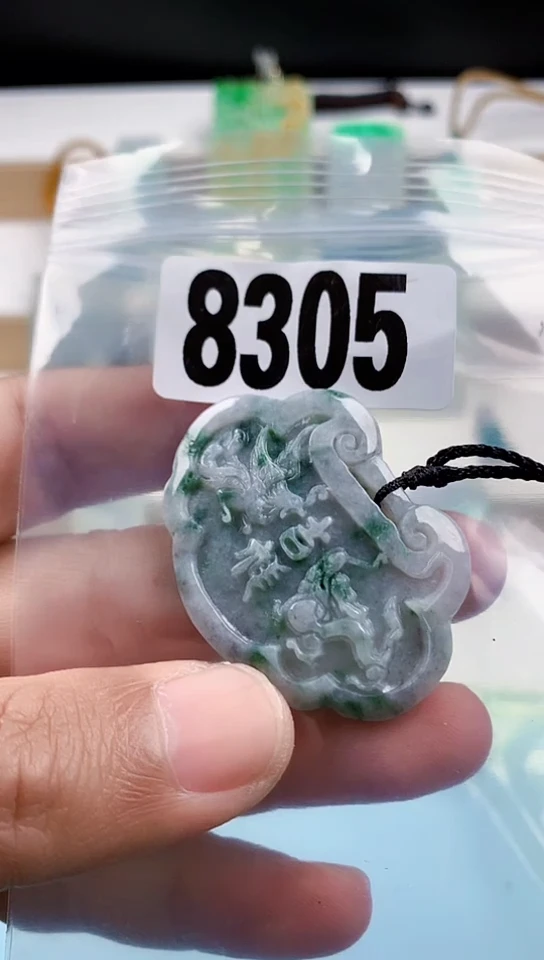 【闪购商品】翡翠挂件未镶嵌天然翡翠吊坠挂件