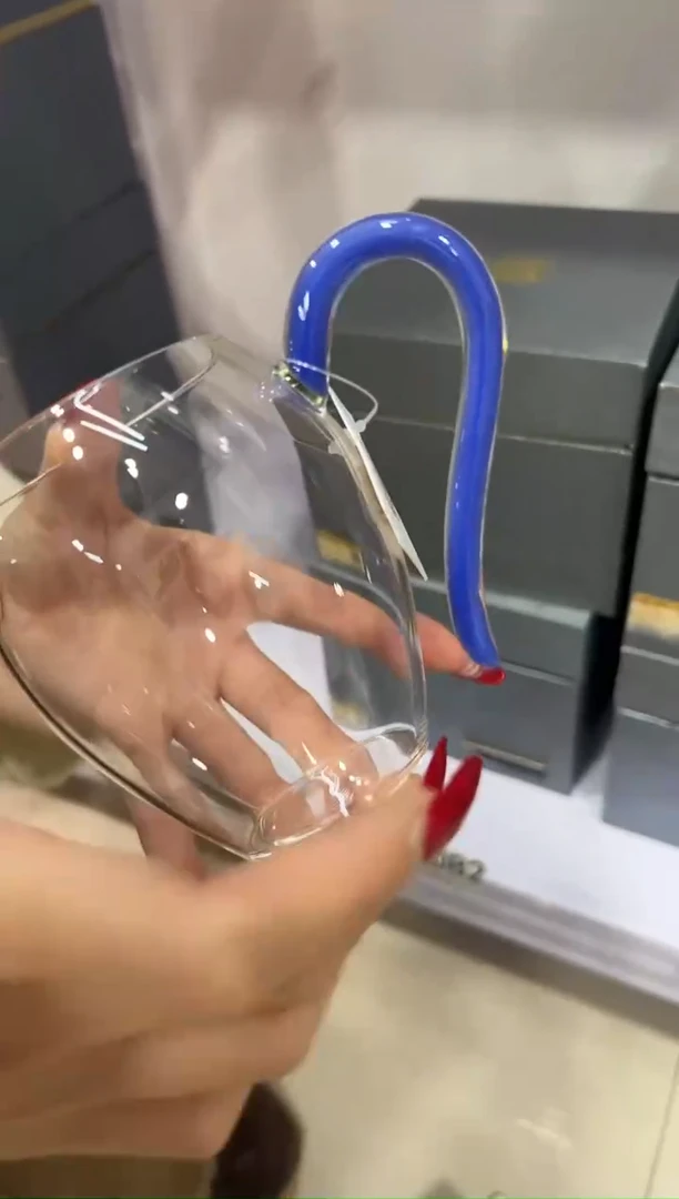 B083==================