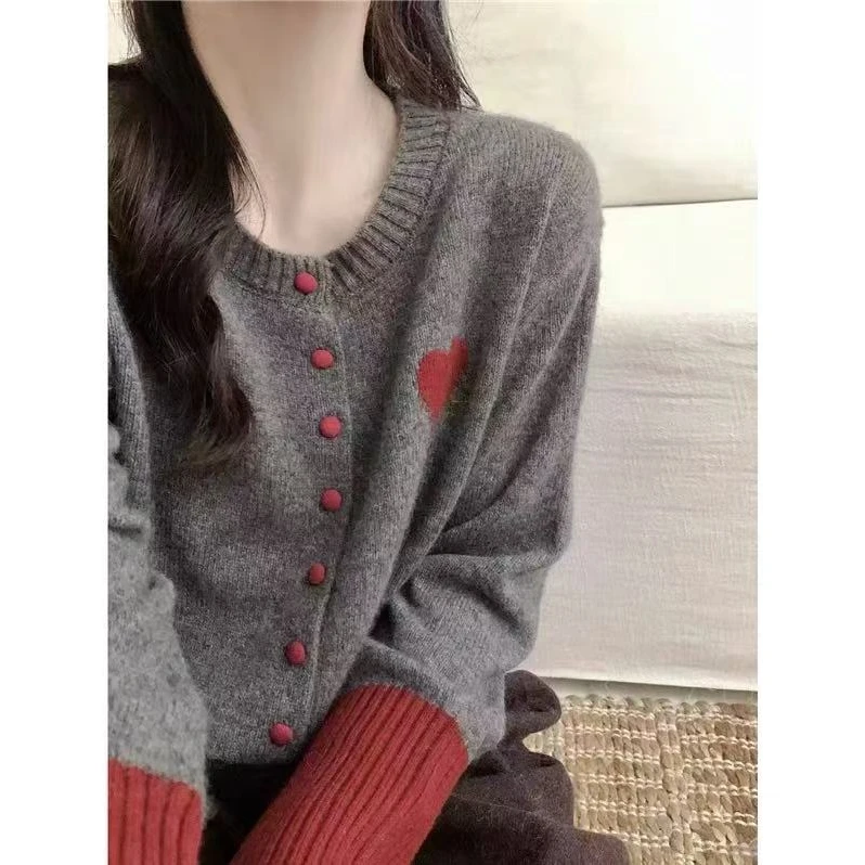 【一颗心】设计感撞色爱心拼接针织开衫女秋软糯灰色修身长袖内搭