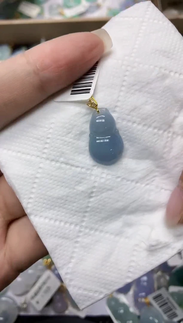 颈饰18K金镶嵌翡翠1111