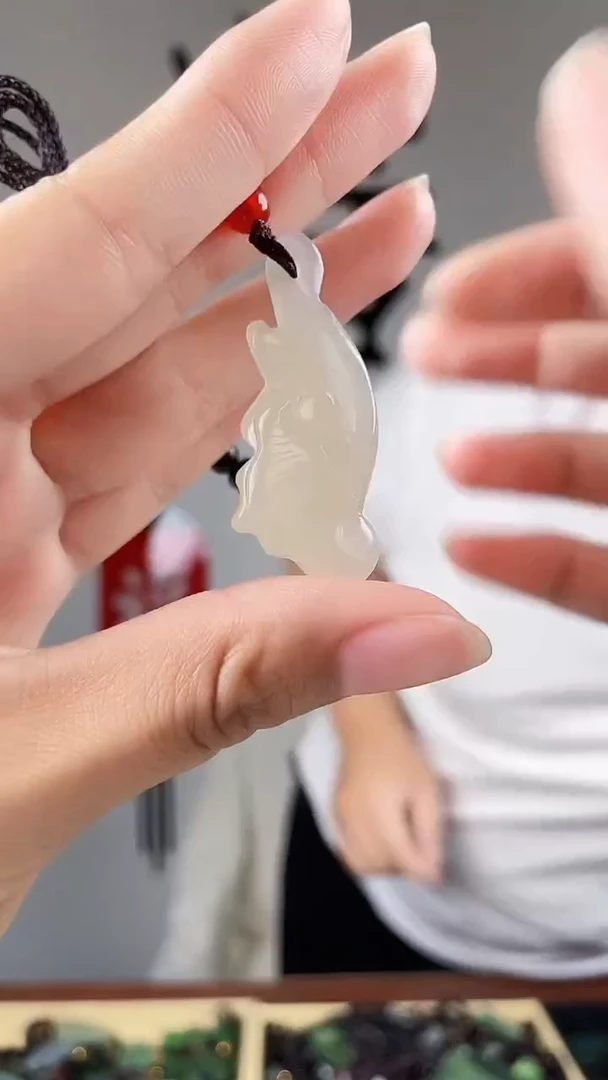 和田玉未镶嵌颈饰拍一发一，多样性发货