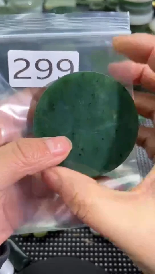 未镶嵌和田玉珠宝半成品镯芯