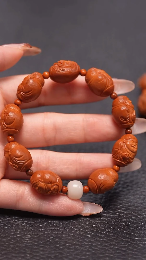 手串橄榄核1.4/小地主