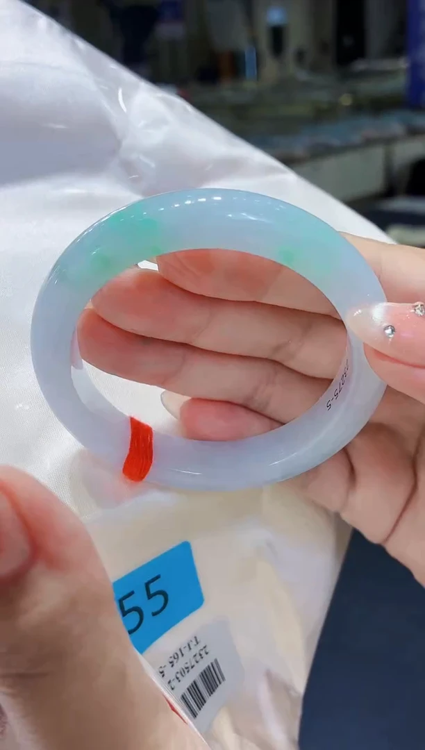 未镶嵌手镯翡翠翡翠手镯55