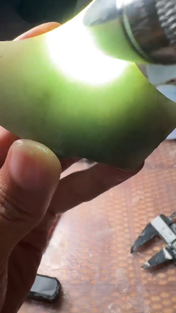 翡翠裸石缅甸天然A货翡翠