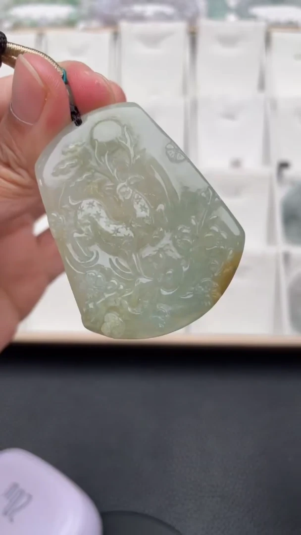 颈饰未镶嵌翡翠天然缅甸翡翠A货438