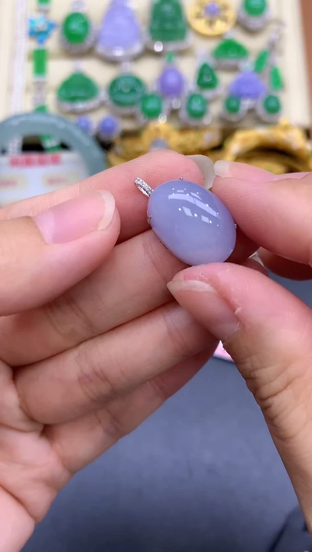 颈饰18K金镶嵌翡翠308-中国好珍宝