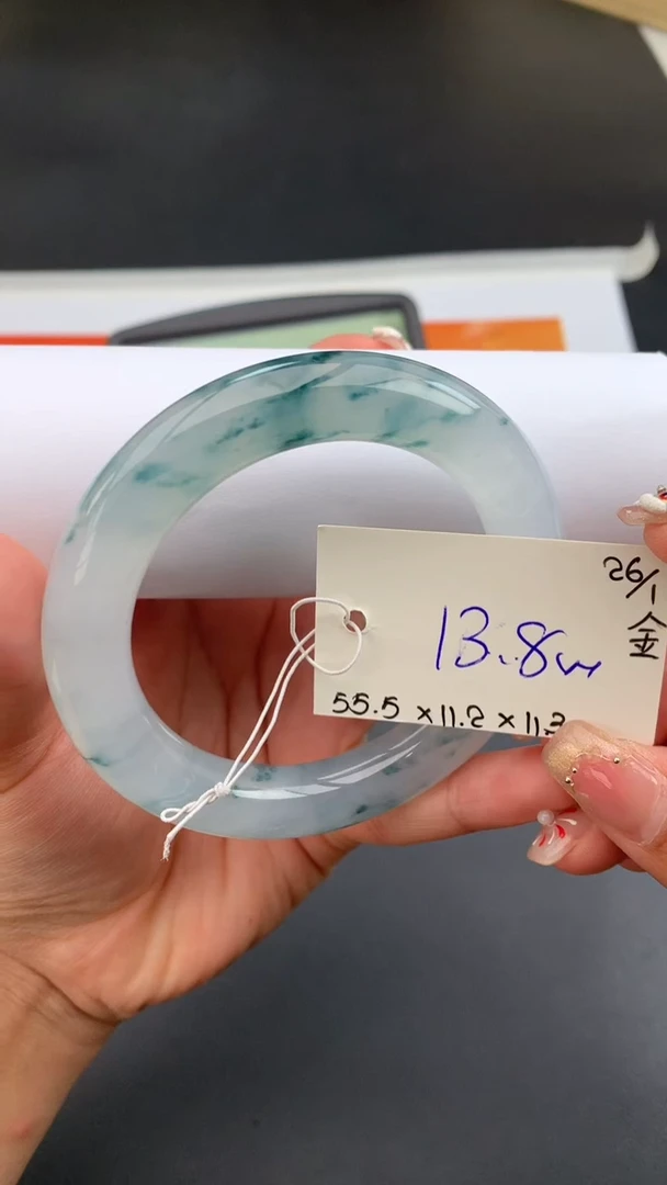 【闪购商品】翡翠手镯未镶嵌下单联系客服核对地址哦