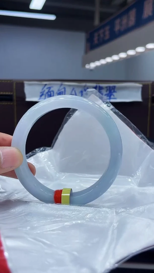 未镶嵌手镯翡翠24