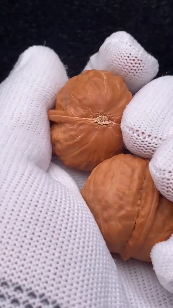 【闪购商品】文玩核桃把件38.88七单随机发一