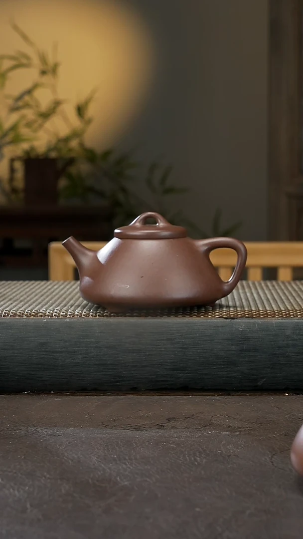 【闪购商品】紫砂茶壶特拼紫泥 子冶石瓢 200cc 047