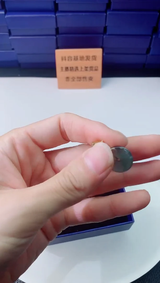翡翠未镶嵌颈饰1111111111