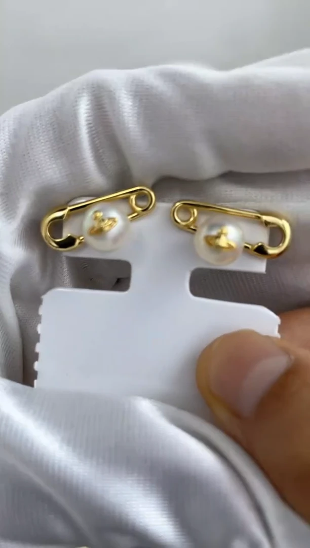 银S925镶嵌耳钉海水珍珠多样性发其一