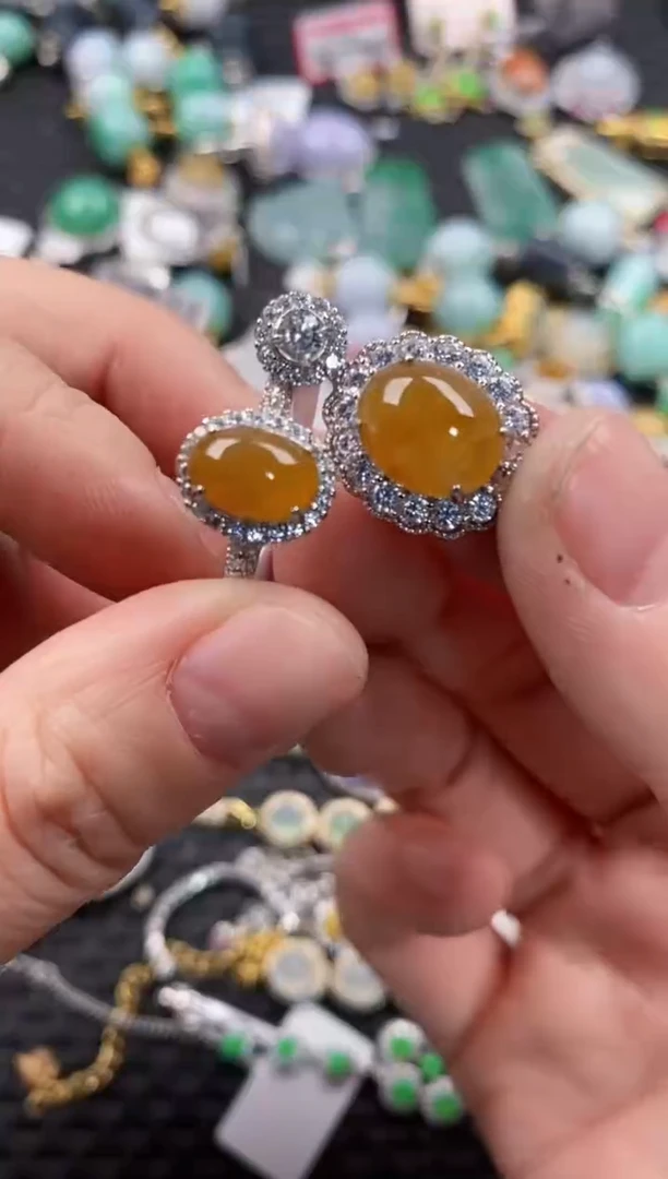 银S925镶嵌戒指翡翠666              5