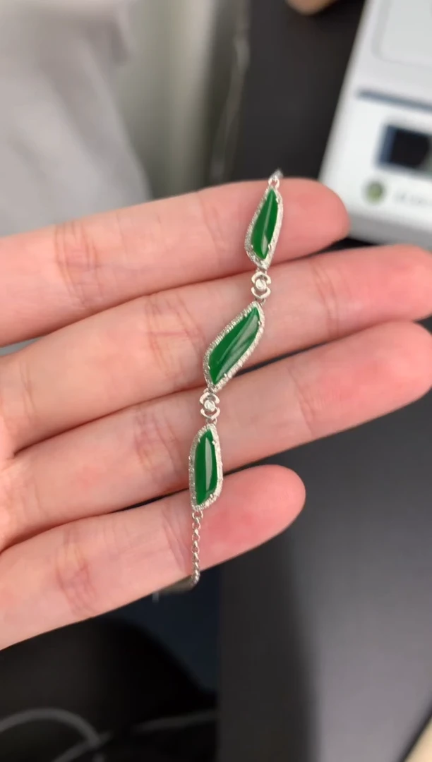 【闪购商品】定制翡翠18K金镶嵌模式推广期24小时鉴赏期