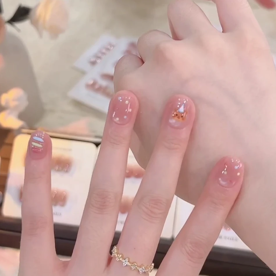 【波点彩熊】夏日新款手工美甲穿戴甲片短款显白冰透猫眼网红指甲贴