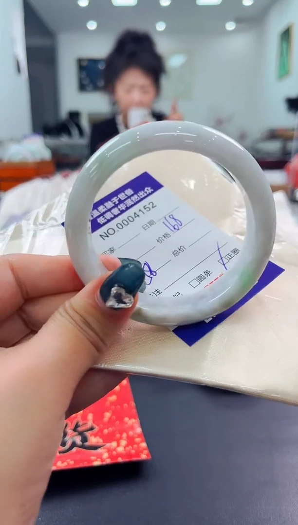 翡翠手镯未镶嵌天然缅甸A货翡翠