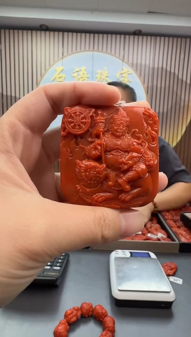 未镶嵌雕刻南红玛瑙119ZB1126产品一个