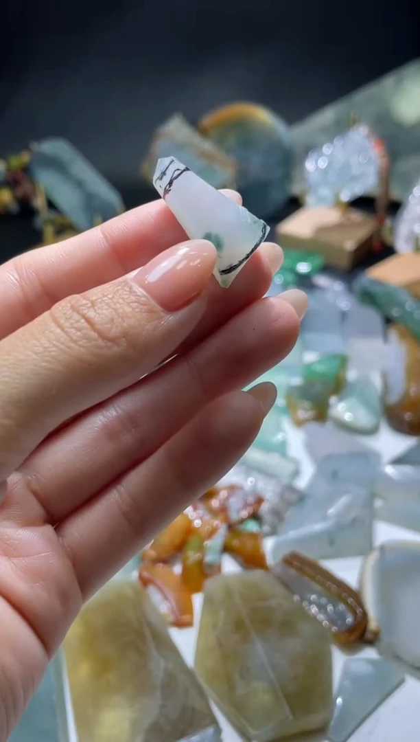 未镶嵌翡翠耳饰材料