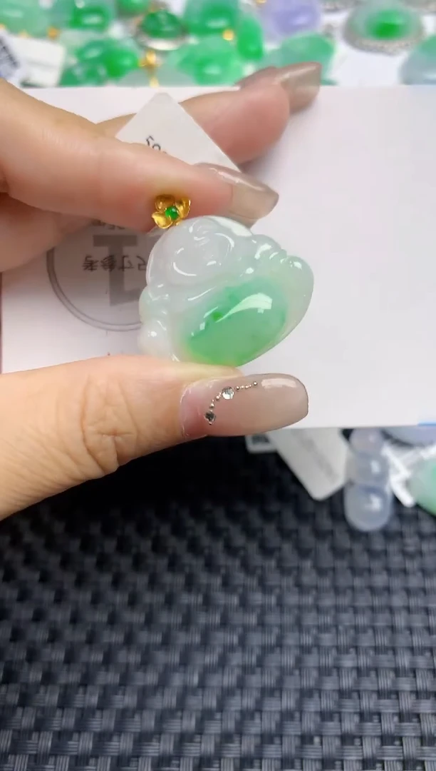 颈饰18K金镶嵌翡翠天然缅甸A货翡翠百元以上9元证书费自理