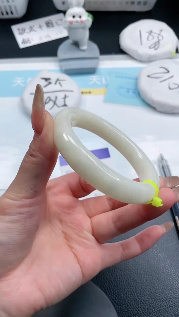 【闪购商品】和田玉手镯未镶嵌4S114-58