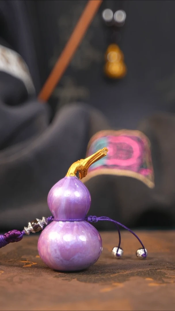 【闪购商品】YR219漂漆精致小手捻{未开口}