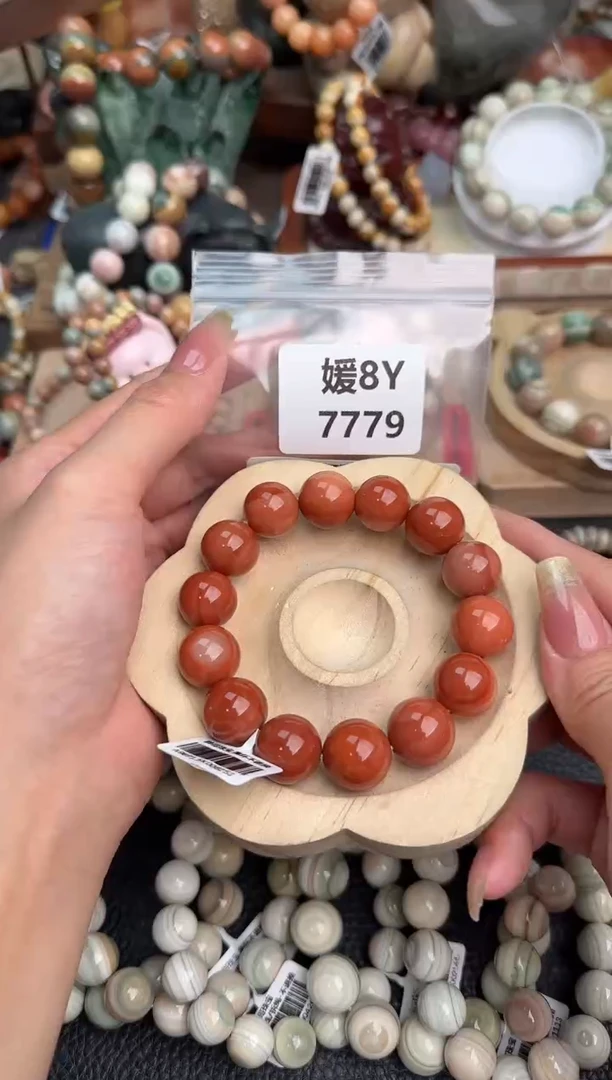 【闪购商品】石英质玉手链未镶嵌8Y7779