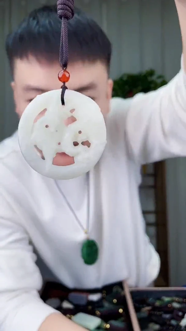 未镶嵌和田玉挂件拍一发一，多样性发货！