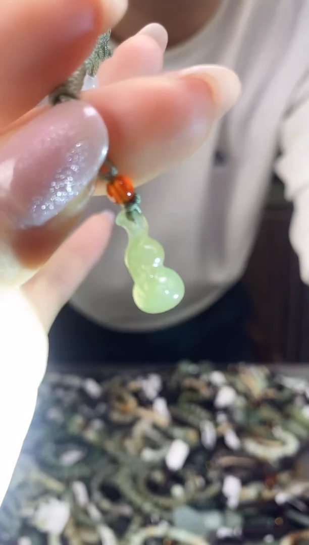 【闪购商品】和田玉颈饰未镶嵌多样性发货，拍一发一