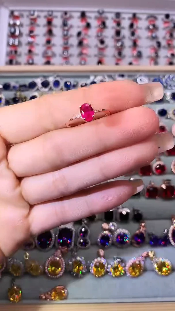 【闪购商品】红宝石戒指银S925镶嵌1111111