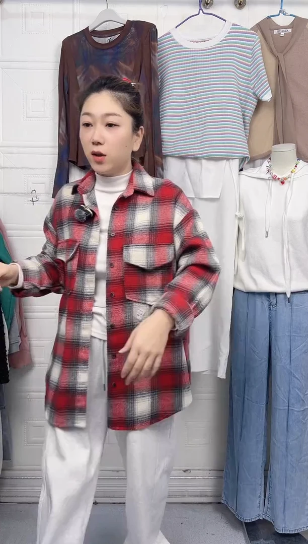 直播间主播身上的格子外套485