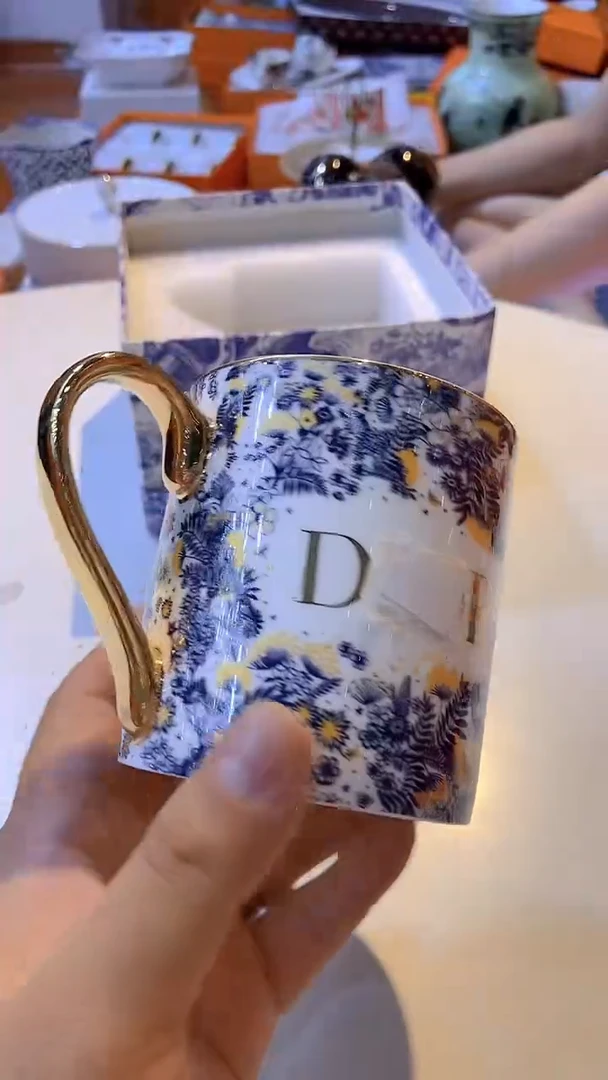 鸿辉家品牌瓷器，京东包邮！