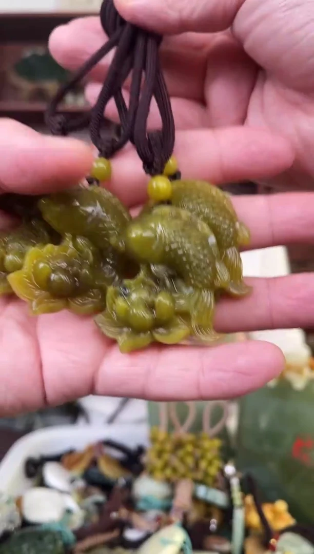 未镶嵌蛇纹石玉颈饰多样性发货拍一发一