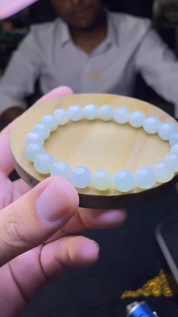 定制翡翠未镶嵌天然缅甸A货翡翠，多样性发货，拍一发一