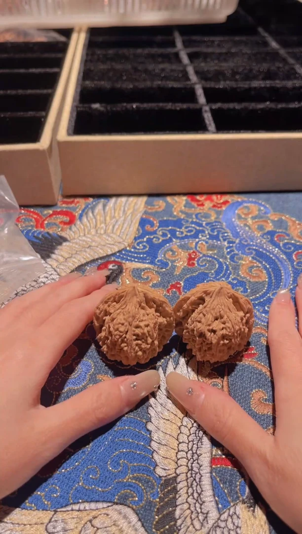 把件文玩核桃磨盘43有黄