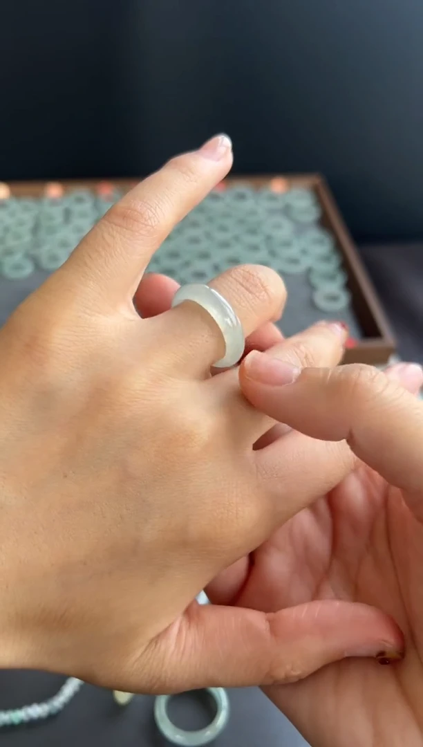 吊坠(不含链)未镶嵌翡翠513买断