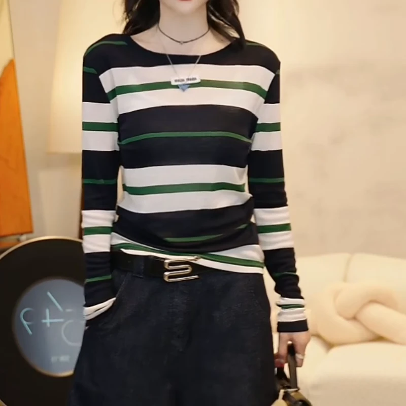 『条纹日记』25早秋新款时尚百搭撞色条纹长袖防晒T恤上衣LK2505621