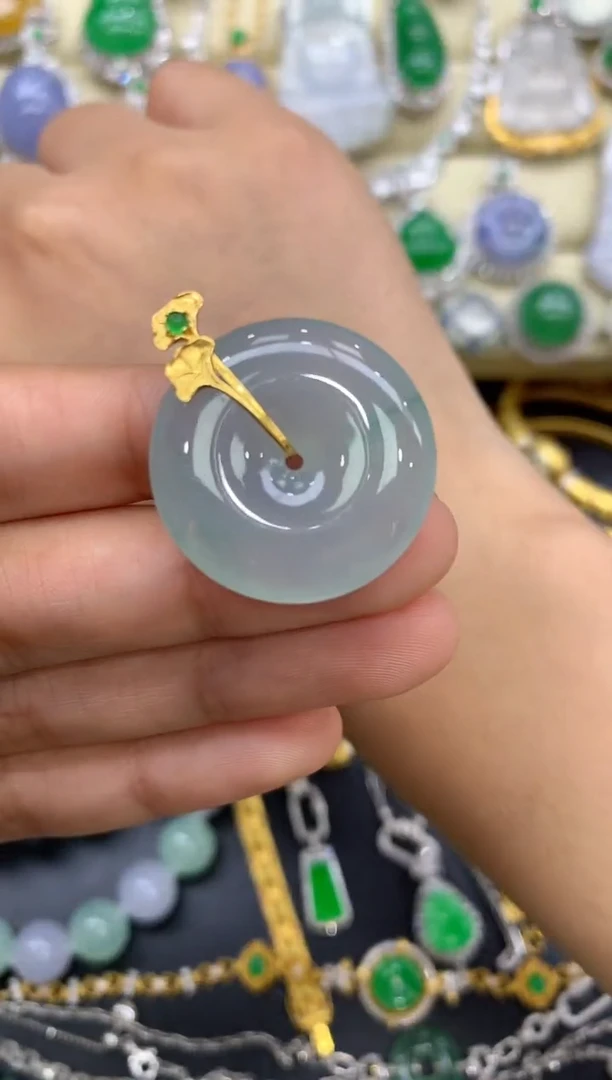 翡翠18K金镶嵌颈饰112-中国好珍宝