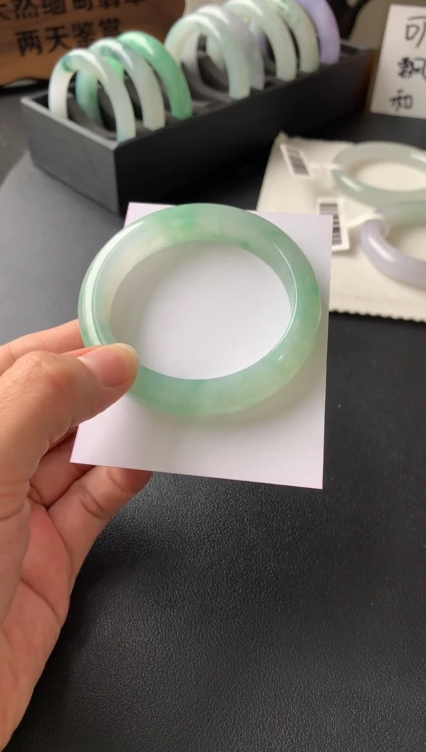 未镶嵌手镯翡翠夏****r56.5正圈