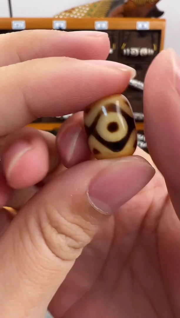 玛瑙/玉髓（覆膜）颈饰未镶嵌50