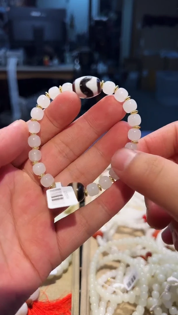 未镶嵌手串和田玉8+