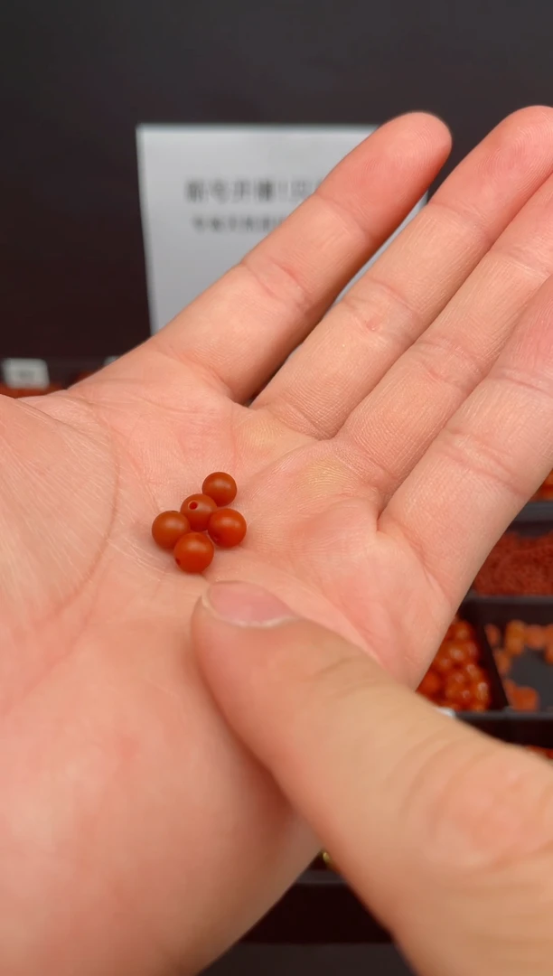 南红玛瑙雕刻件未镶嵌南红玛瑙哑光圆珠6mm（一单10颗）