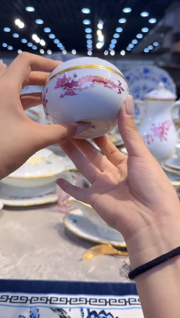 骨瓷娜娜中古瓷器如图所示87