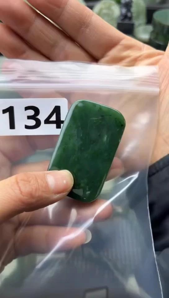 未镶嵌和田玉珠宝半成品牌子