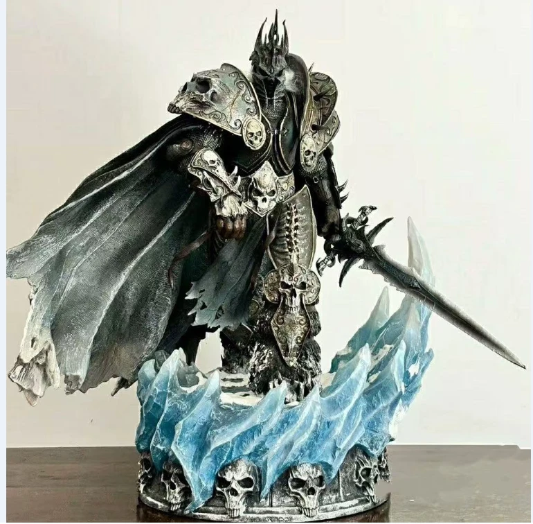 【全款预售】魔兽世界巫妖王高40cm25新款地台眼睛地台发光潮玩手办