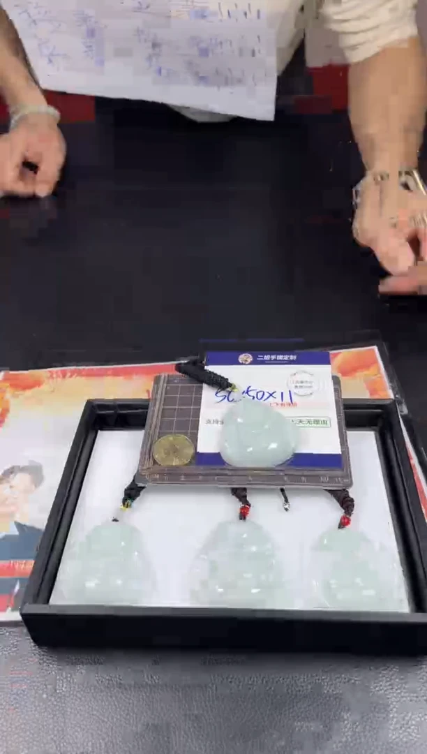 【闪购商品】翡翠挂件未镶嵌大佛公1/多样性发其一配绳@ZBCP