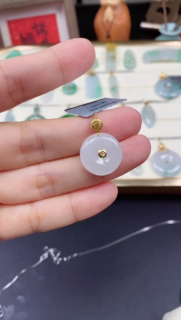 吊坠(不含链)18K金镶嵌翡翠平安扣18K金扣镶嵌@@CMT