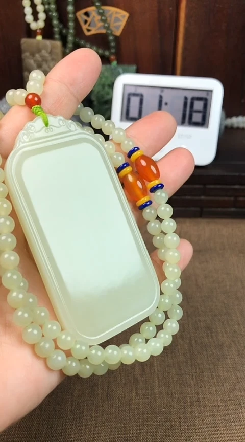 和田玉未镶嵌颈饰 江南王